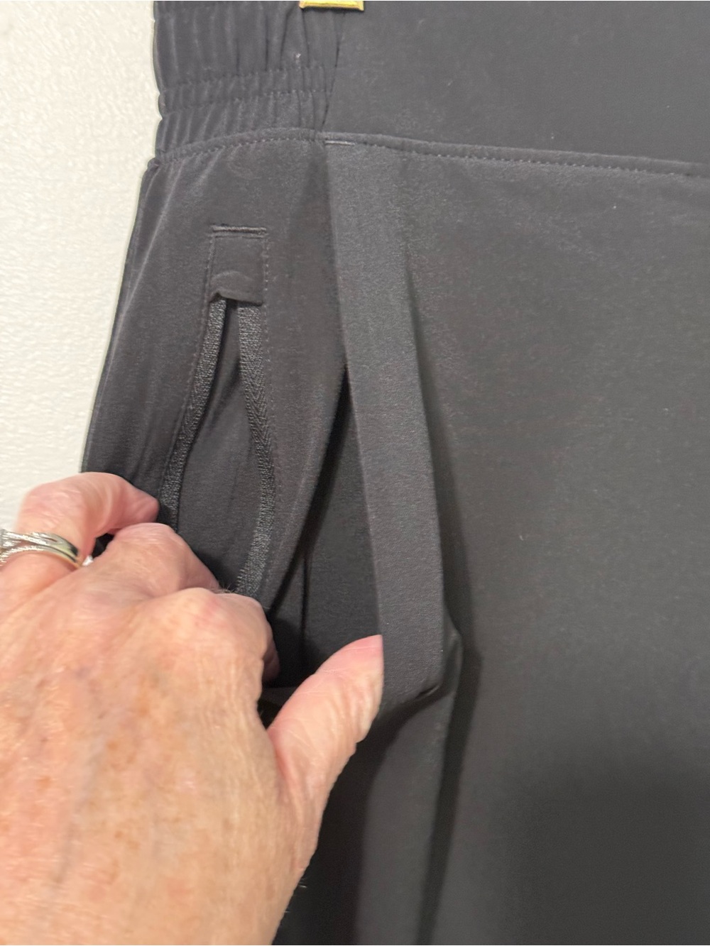 Athleta Brooklyn Lined Joggers Black size 14 Petite - Picture 7 of 12